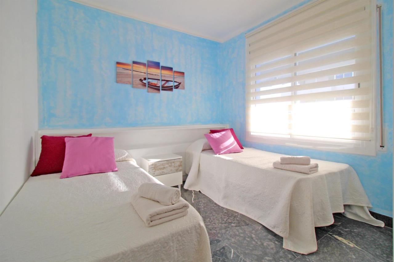 Apartamento Playa Dorada Apartment Segur de Calafell Exterior photo
